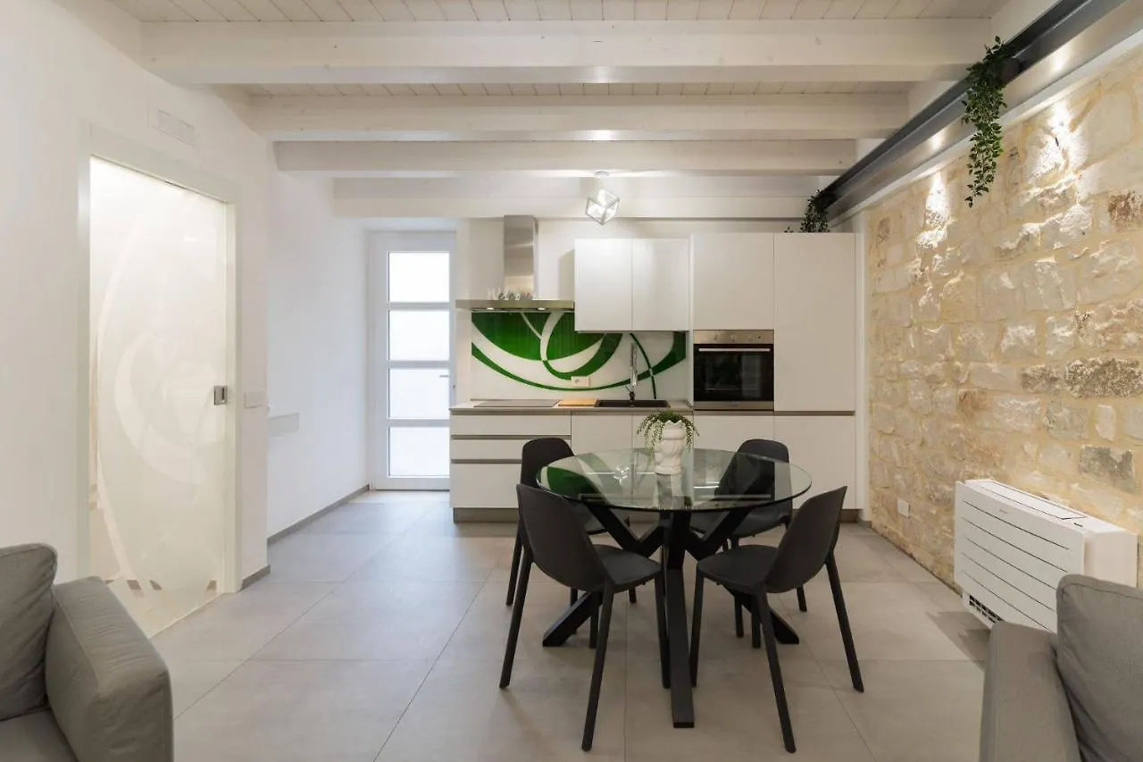 Lovely Modern Apartment Modica 0*,  İtalya
